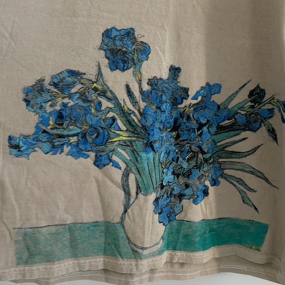 Uniqlo Long-sleeved Graphic Tee - Van Gogh graphic. Unisex, Size XL. - Picture 2 of 12